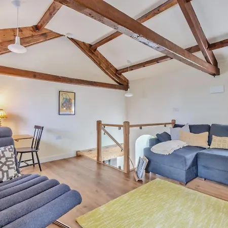 בית נופש 4 Bed In Oc-y33284 *