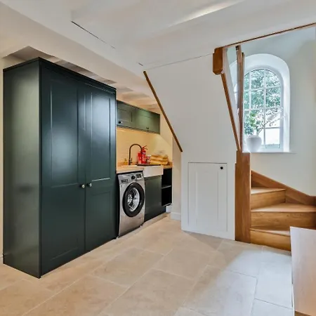 בית נופש 4 Bed In Oc-y33284 *